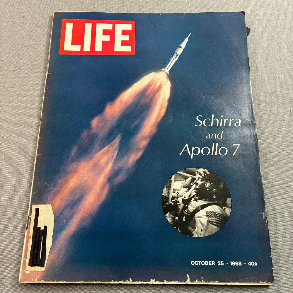 Vintage 1968 LIFE Magazine Wally Schirra Apollo 7 NASA Space See Descr